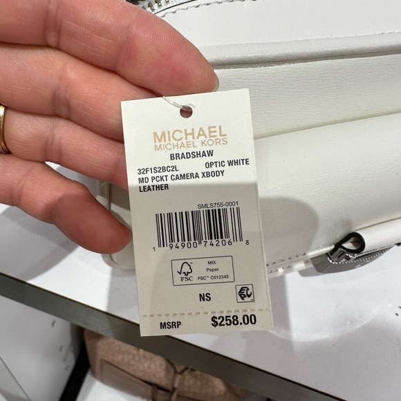 Michael Kors Bradshaw Medium Pocket Camera Crossbody, Multiple Options - Picture 12 of 13